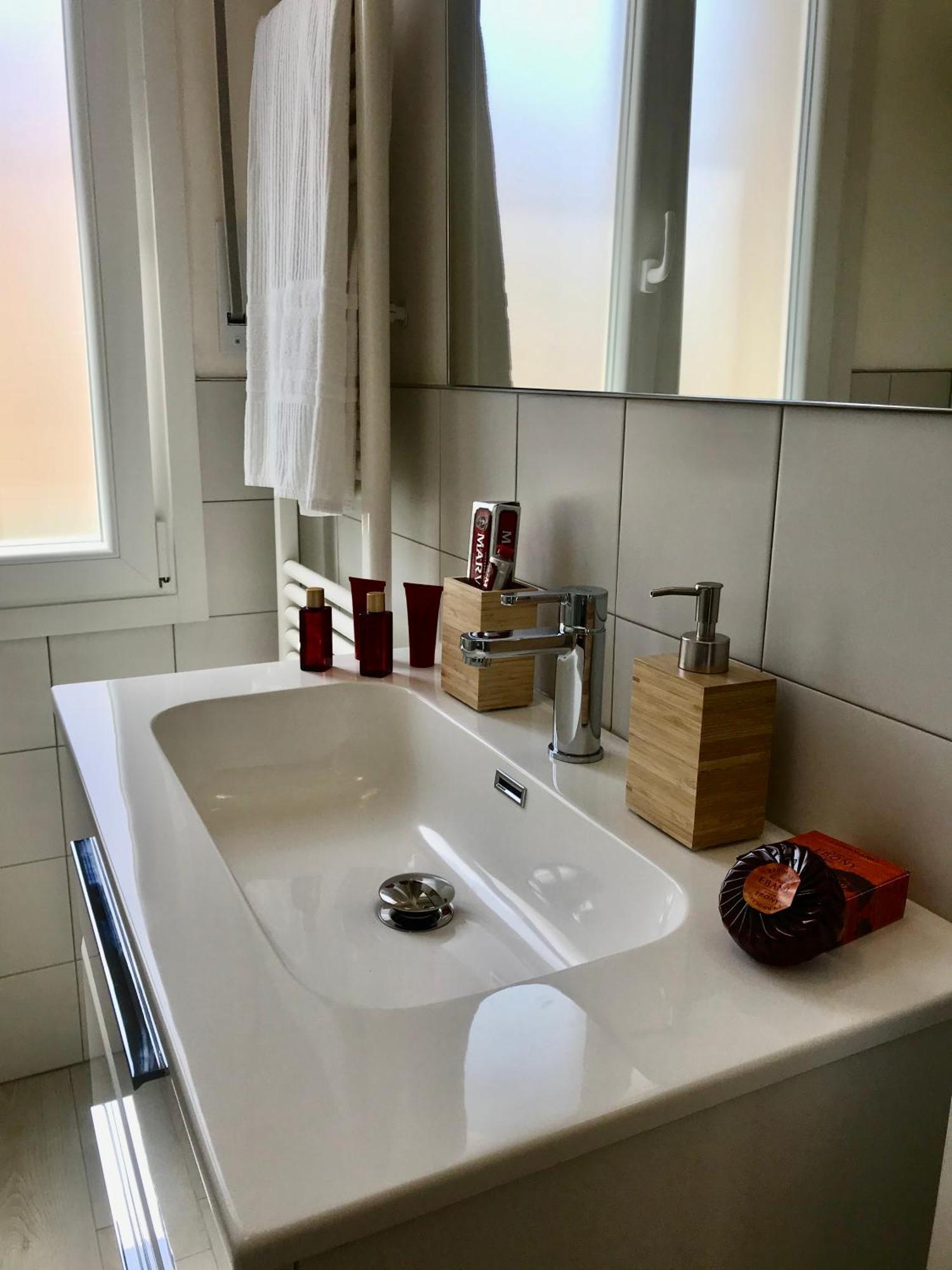 Suite Locchi. Vicino Tramvia/Careggi/Meyer Firenze Eksteriør billede